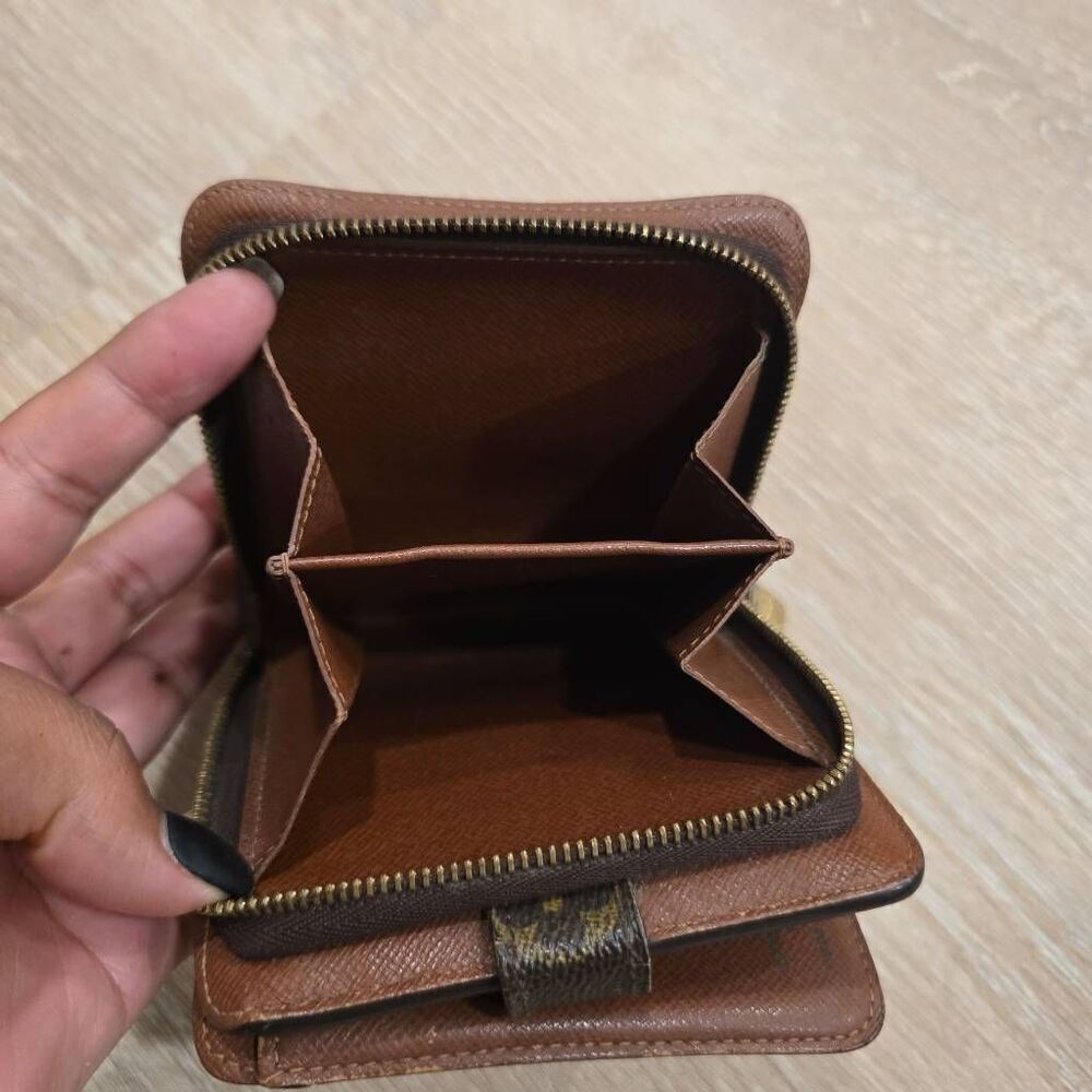 Louis Vuitton Womens Brown Leather Monogram Canvas Bifold Compact Zipper Wallet‎ - Picture 6 of 10